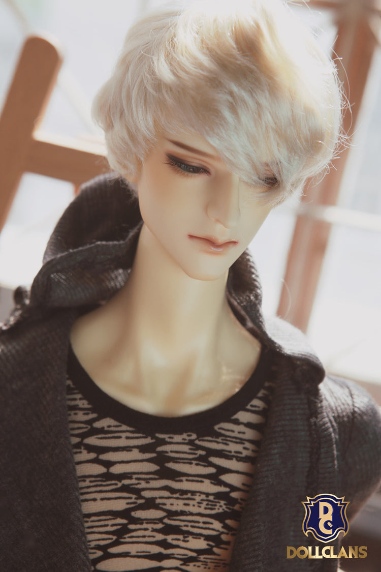 Young Vezeto (head)